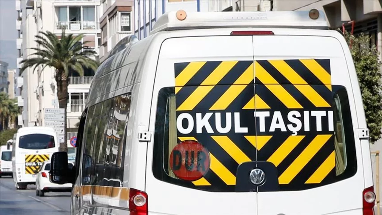 Diyarbakır’da okul servis aracına silahlı saldırı
